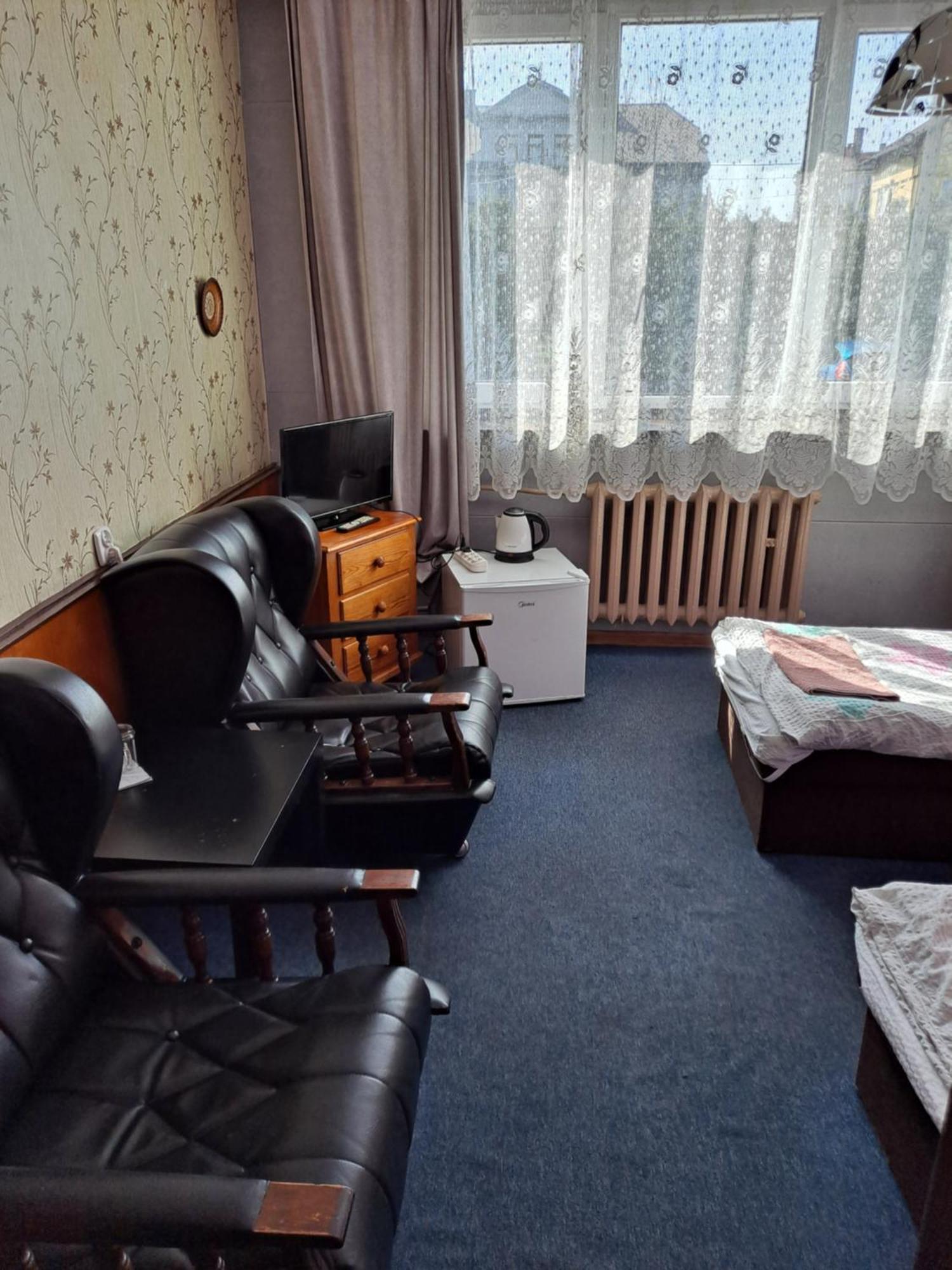 Karet Obiekt Hotelowy Skoczów 외부 사진